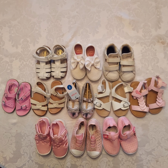 Size 7 Toddler Girls Pink and White Shoe Lot of 11 Shoes - Picture 1 of 7
